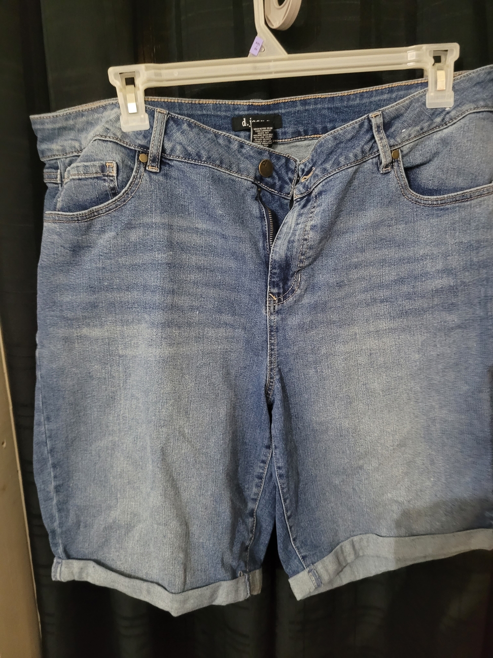 d. jeans Blue Denim Shorts with Contrast Stitching